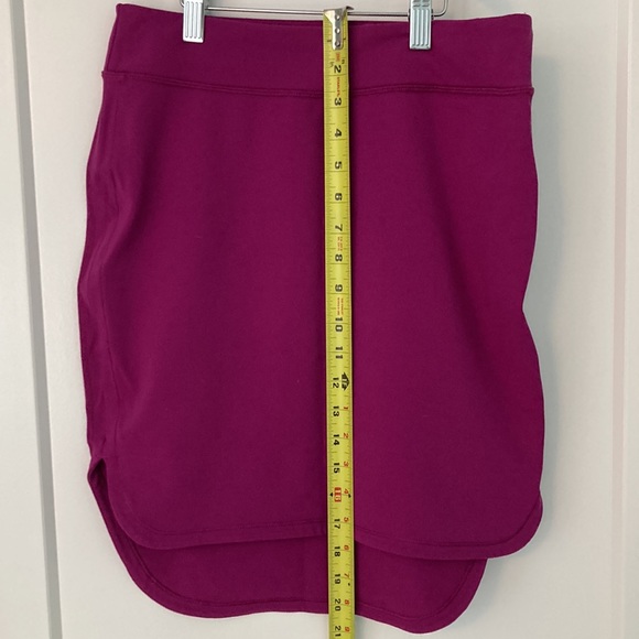 Lululemon Skirt, Size 6,super cute.:) - Picture 4 of 6
